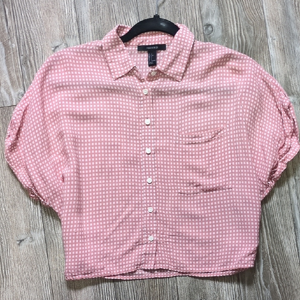 5/$25 Forever 21 Pink Cropped Gingham Button Down Blouse M